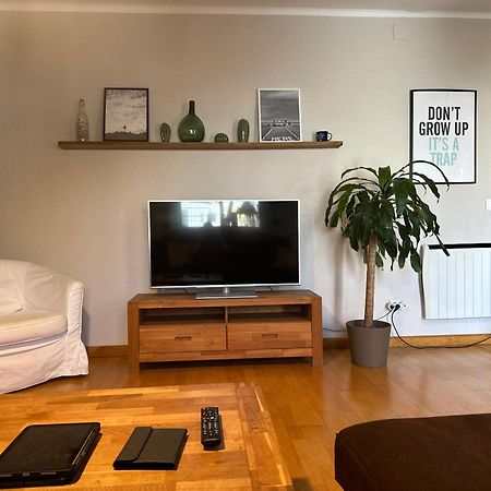 Moderno Apartamento En El Centro Vilanova i la Geltru Exterior photo